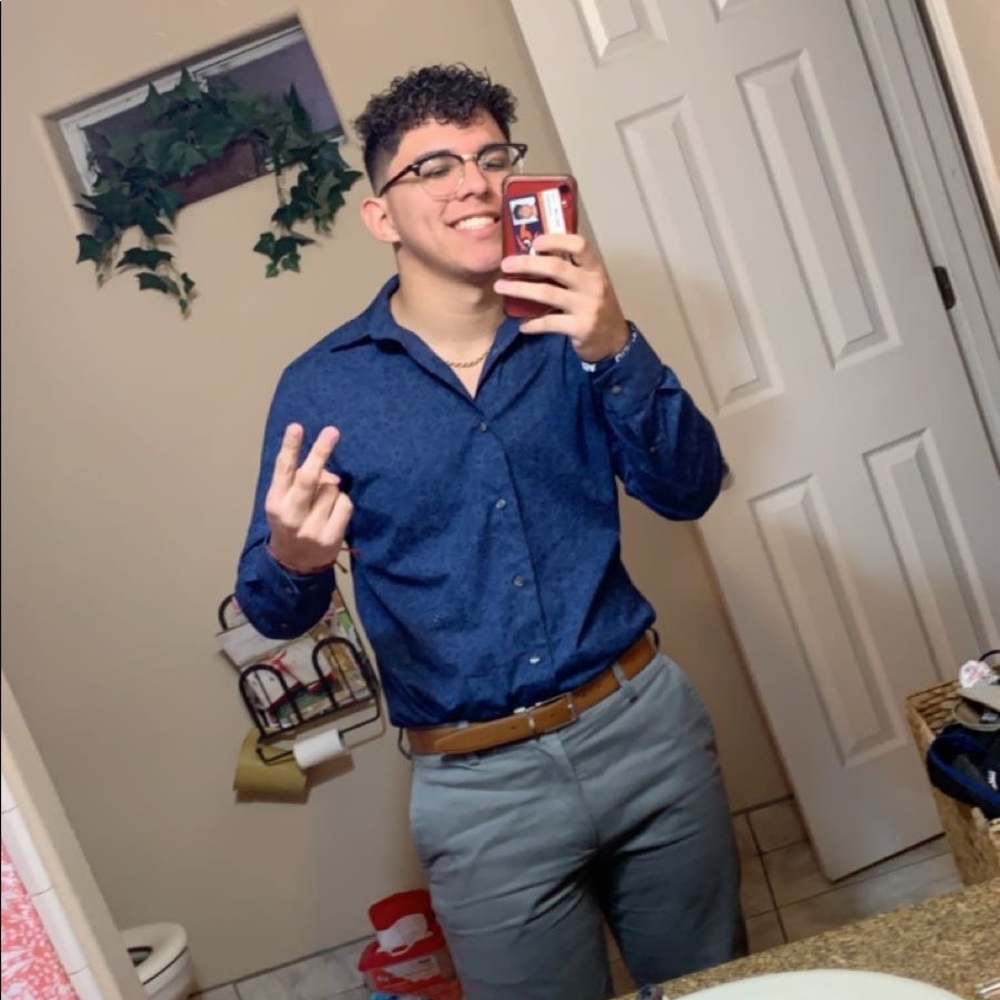 Meet your Posher, Juan